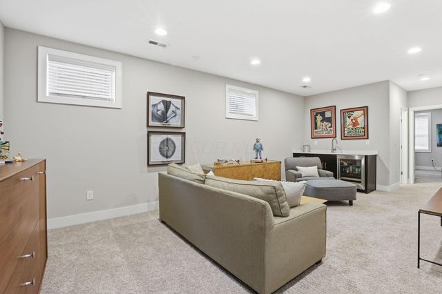 950 Pullman Place, 27, Columbus, OH 43212