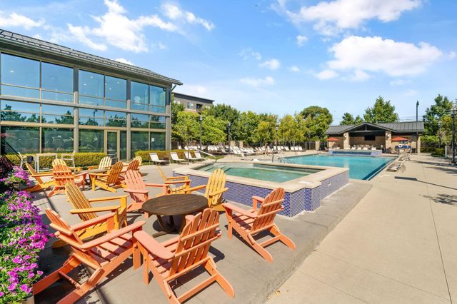 950 Pullman Place, 27, Columbus, OH 43212