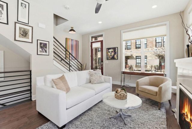 950 Pullman Place, 27, Columbus, OH 43212