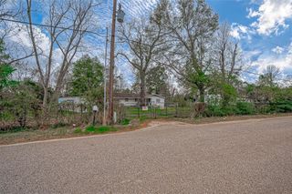 13727 Adams Lane, Pinehurst, TX 77362