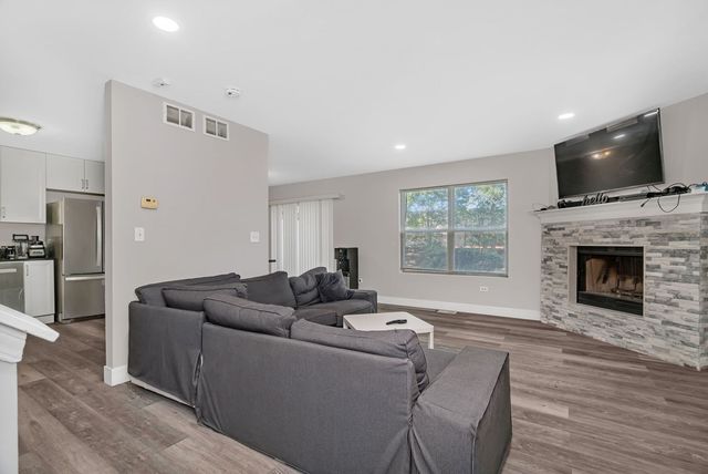 5623 W Von Avenue D, Monee, IL 60449