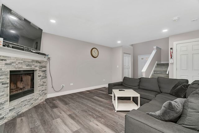 5623 W Von Avenue D, Monee, IL 60449