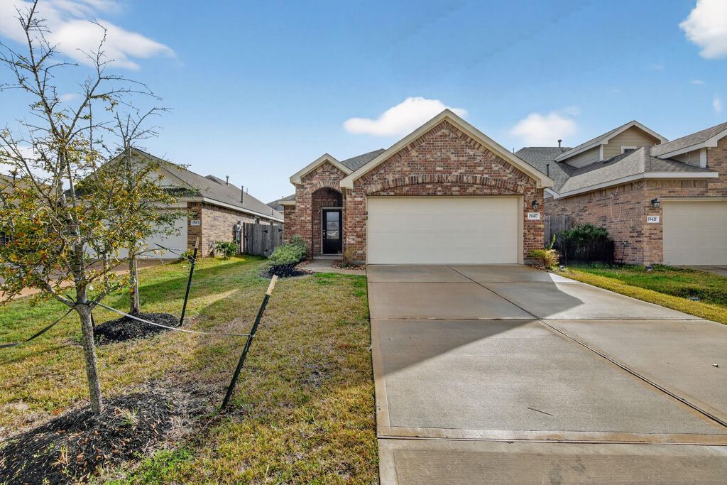 19417 Peppazzi Drive, New Caney, TX 77357