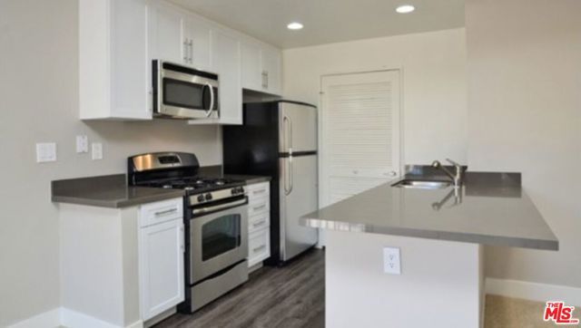 973 WESTCREEK Lane 220, Westlake Village, CA 91362