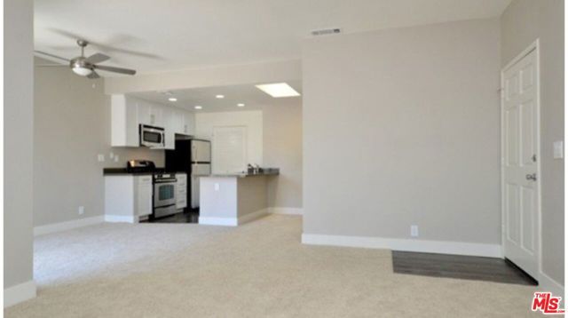 973 WESTCREEK Lane 220, Westlake Village, CA 91362