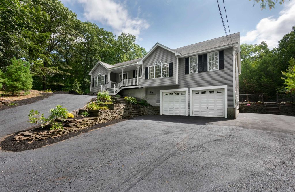 57 Governor Dinsmore Road, Windham, NH 03087