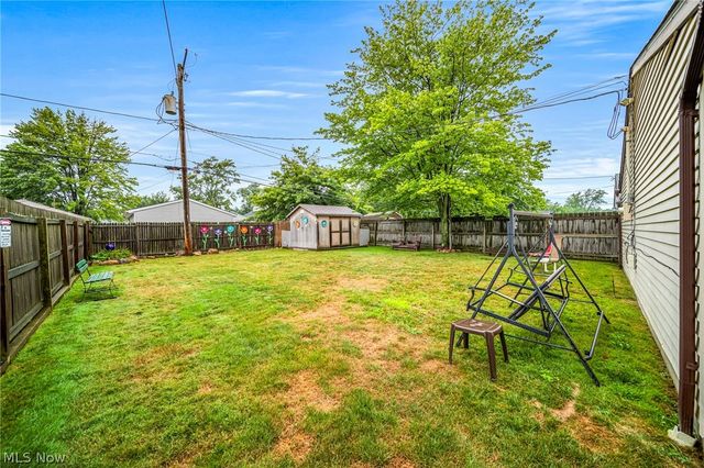 5026 Glenn Lodge Drive, Mentor, OH 44060