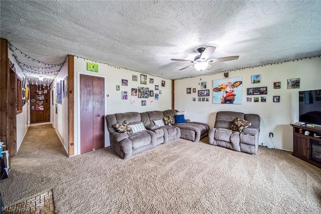 5026 Glenn Lodge Drive, Mentor, OH 44060