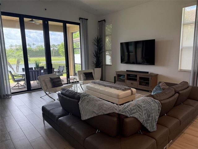 8467 Grand Prix Lane, Boynton Beach, FL 33472