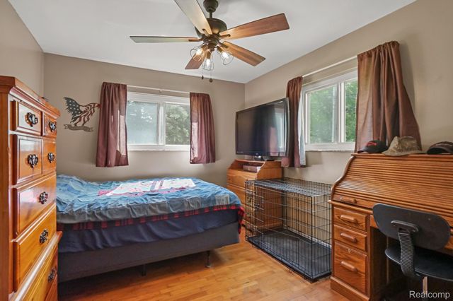 5014 Oak Hill Road, Brandon Charter Township, MI 48348