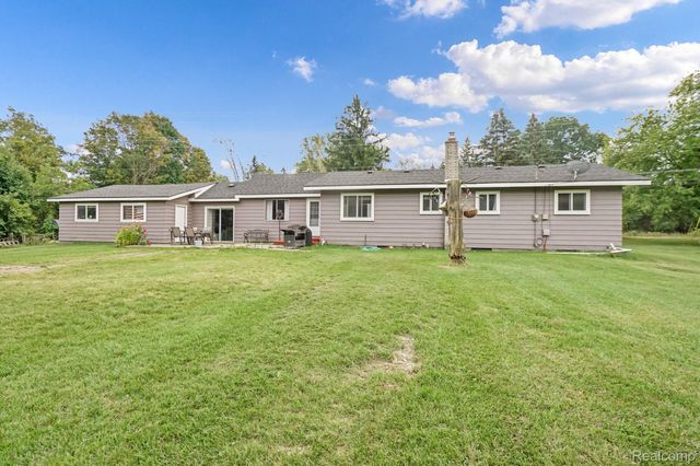 5014 Oak Hill Road, Brandon Charter Township, MI 48348