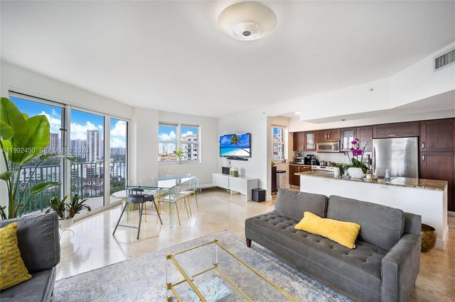 20000 E Country Club Dr 1211, Aventura, FL 33180