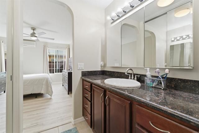 5402 Balboa Arms Dr 314, San Diego, CA 92117