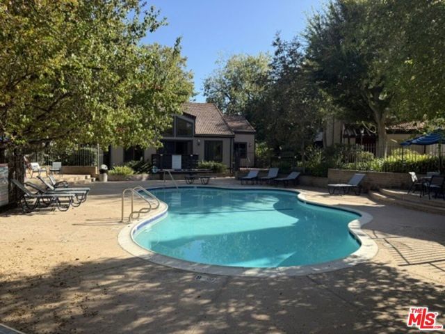 21821 Burbank Boulevard 151, Los Angeles, CA 91367