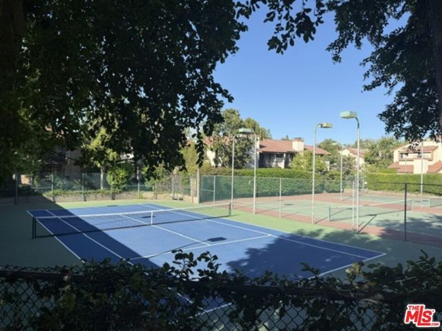 21821 Burbank Boulevard 151, Los Angeles, CA 91367