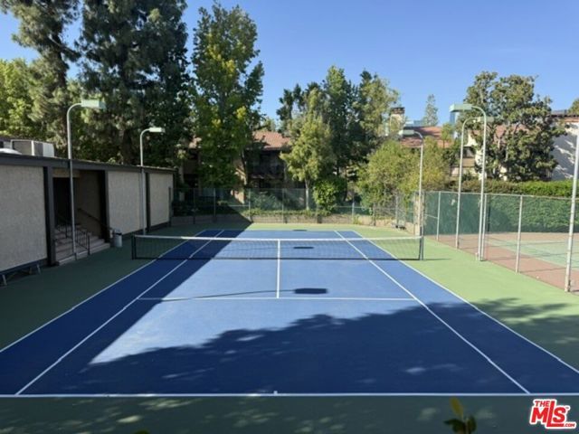 21821 Burbank Boulevard 151, Los Angeles, CA 91367
