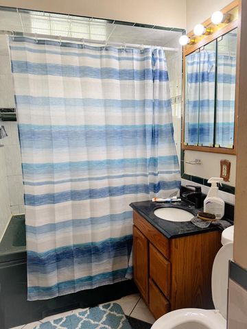 8113 W Thurston AVENUE #8115, Milwaukee, WI 53218