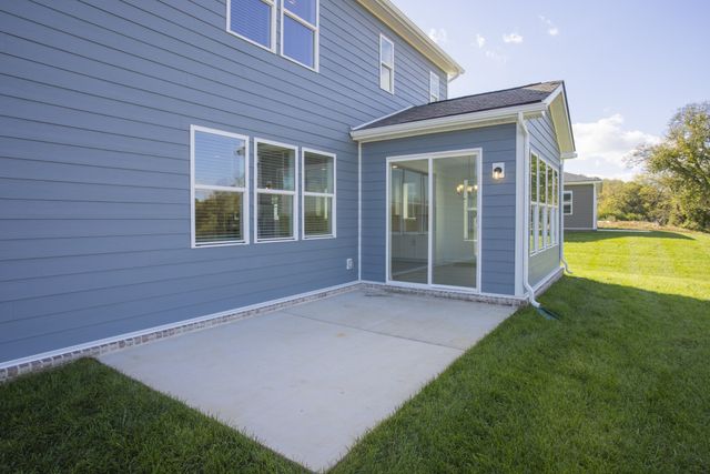 1560 Oak Springs Drive, Columbia, TN 38401