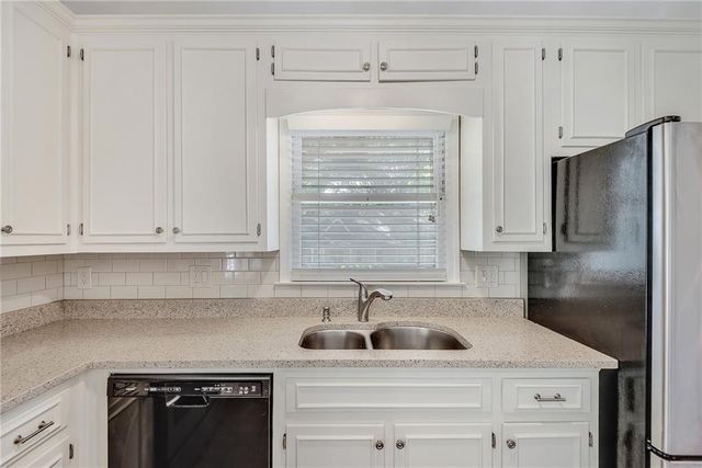 1433 Cambridge Common, Decatur, GA 30033