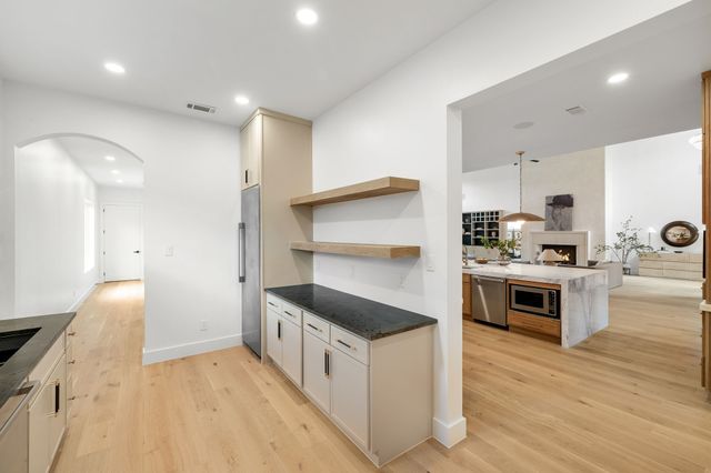 7507 Lavendale Avenue, Dallas, TX 75230