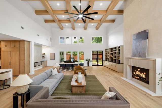 7507 Lavendale Avenue, Dallas, TX 75230