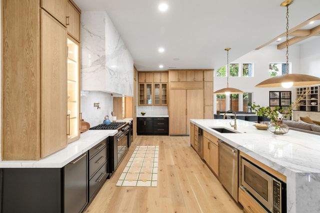 7507 Lavendale Avenue, Dallas, TX 75230