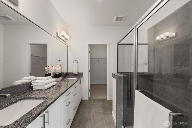15729 NE 14th Aly, Bellevue, WA 98008