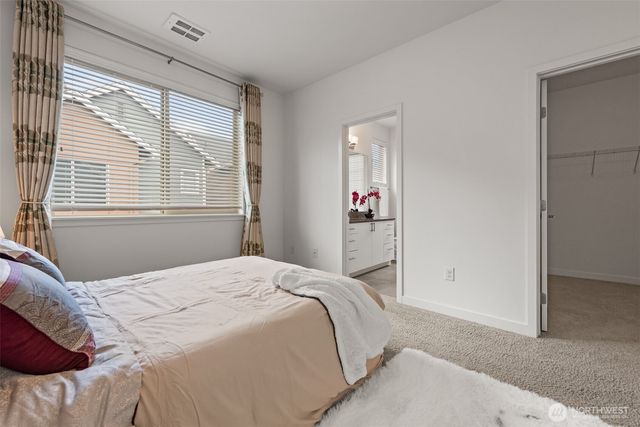 15729 NE 14th Aly, Bellevue, WA 98008