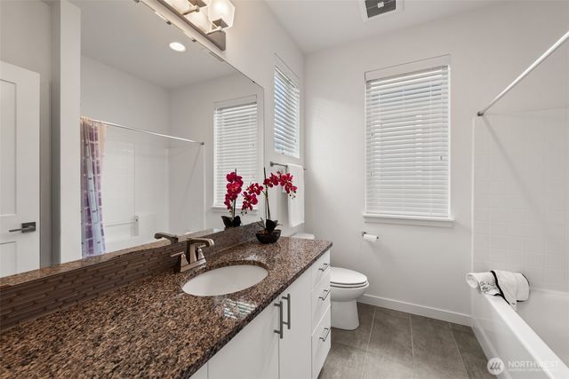 15729 NE 14th Aly, Bellevue, WA 98008