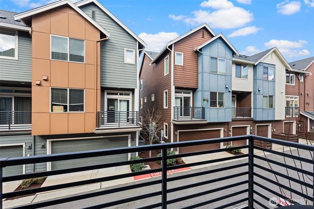 15729 NE 14th Aly, Bellevue, WA 98008