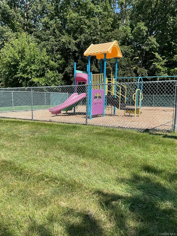 246 Orleans Road 10-2, Newburgh, NY 12550 — photo 2