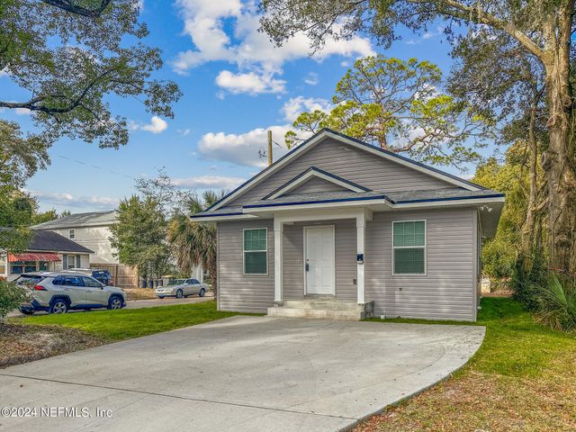 2220 FLESHER Avenue, Jacksonville, FL 32207