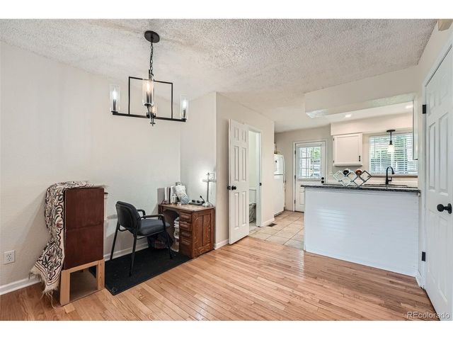 9202 W Ontario Dr, Littleton, CO 80128