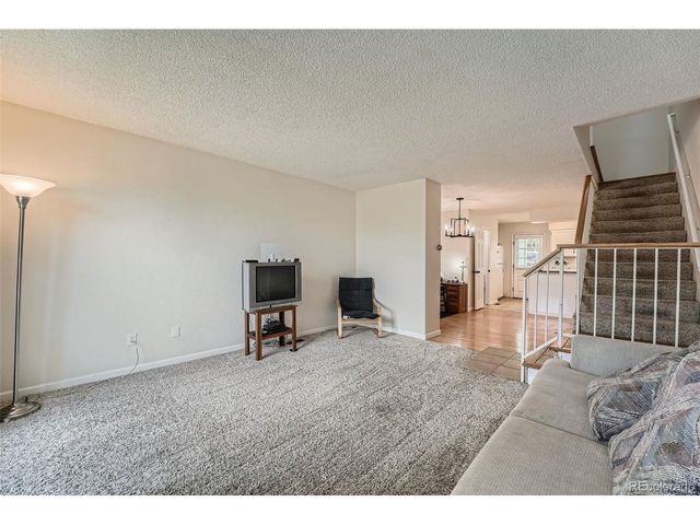 9202 W Ontario Dr, Littleton, CO 80128