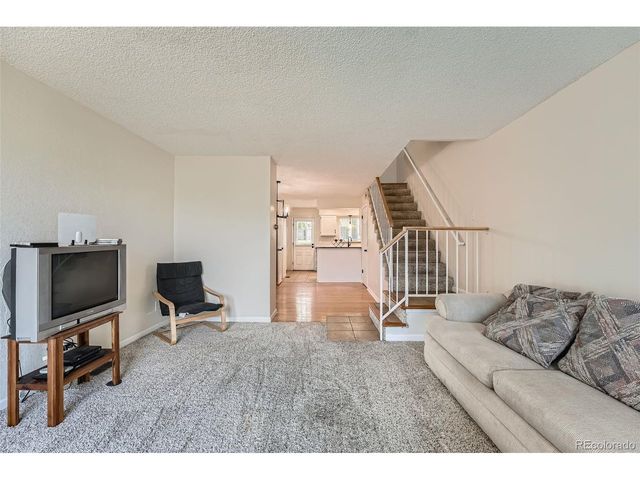 9202 W Ontario Dr, Littleton, CO 80128