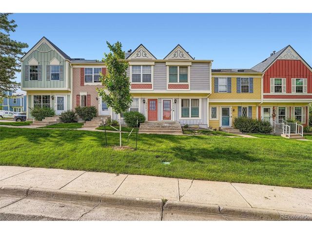 9202 W Ontario Dr, Littleton, CO 80128