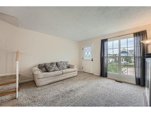 9202 W Ontario Dr, Littleton, CO 80128