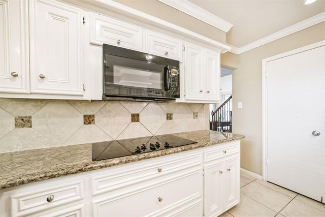 11730 Cypresswood Drive, Houston, TX 77070