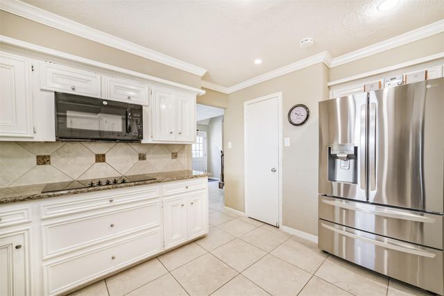 11730 Cypresswood Drive, Houston, TX 77070