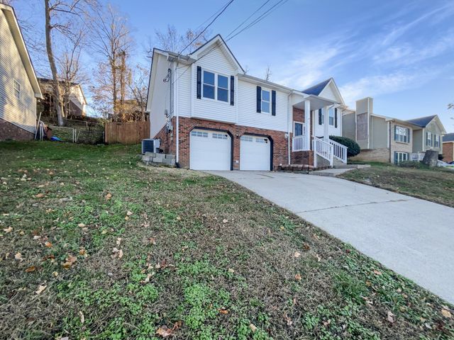 152 Whitehall Dr, Clarksville, TN 37042