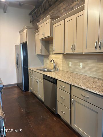 6350 Escondido Drive D32, El Paso, TX 79912