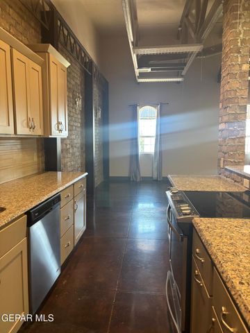 6350 Escondido Drive D32, El Paso, TX 79912