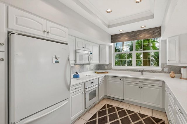 729 S HARBOR DRIVE 1, Boca Grande, FL 33921