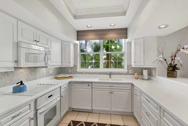 729 S HARBOR DRIVE 1, Boca Grande, FL 33921