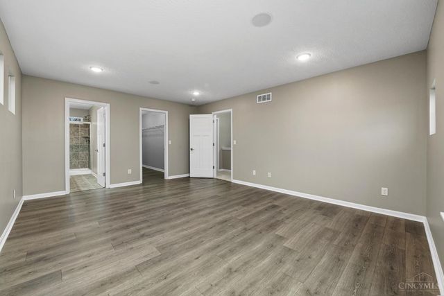 2143 Pine Valley Drive, Hamilton, OH 45013