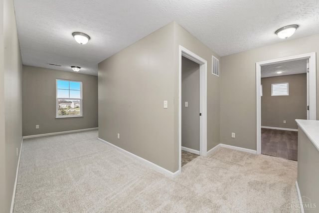 2143 Pine Valley Drive, Hamilton, OH 45013