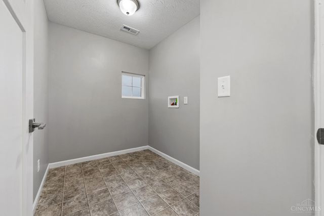 2143 Pine Valley Drive, Hamilton, OH 45013