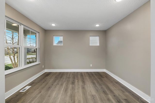 2143 Pine Valley Drive, Hamilton, OH 45013