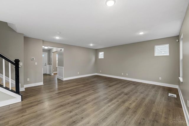 2143 Pine Valley Drive, Hamilton, OH 45013