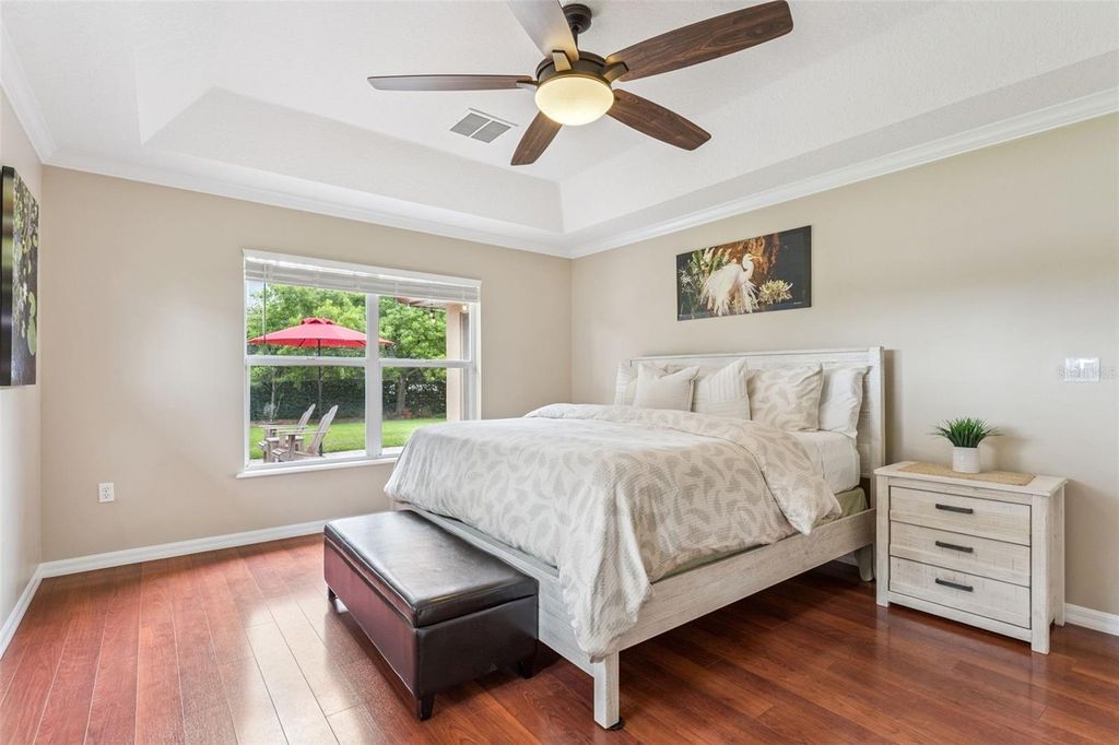 Image 6 of property listing at 5203 HAMMOCK POINTE COURT, St Cloud, FL 34771